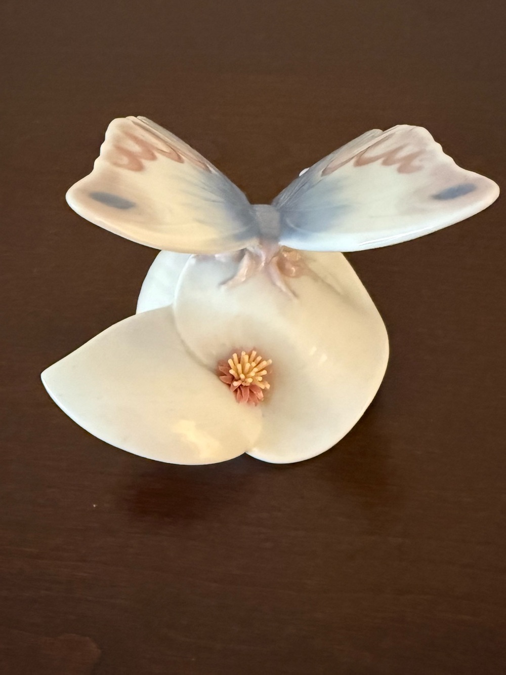 Lladro #06589 “Morning Calm” Butterfly and Flower Figurine - Picture 2 of 5